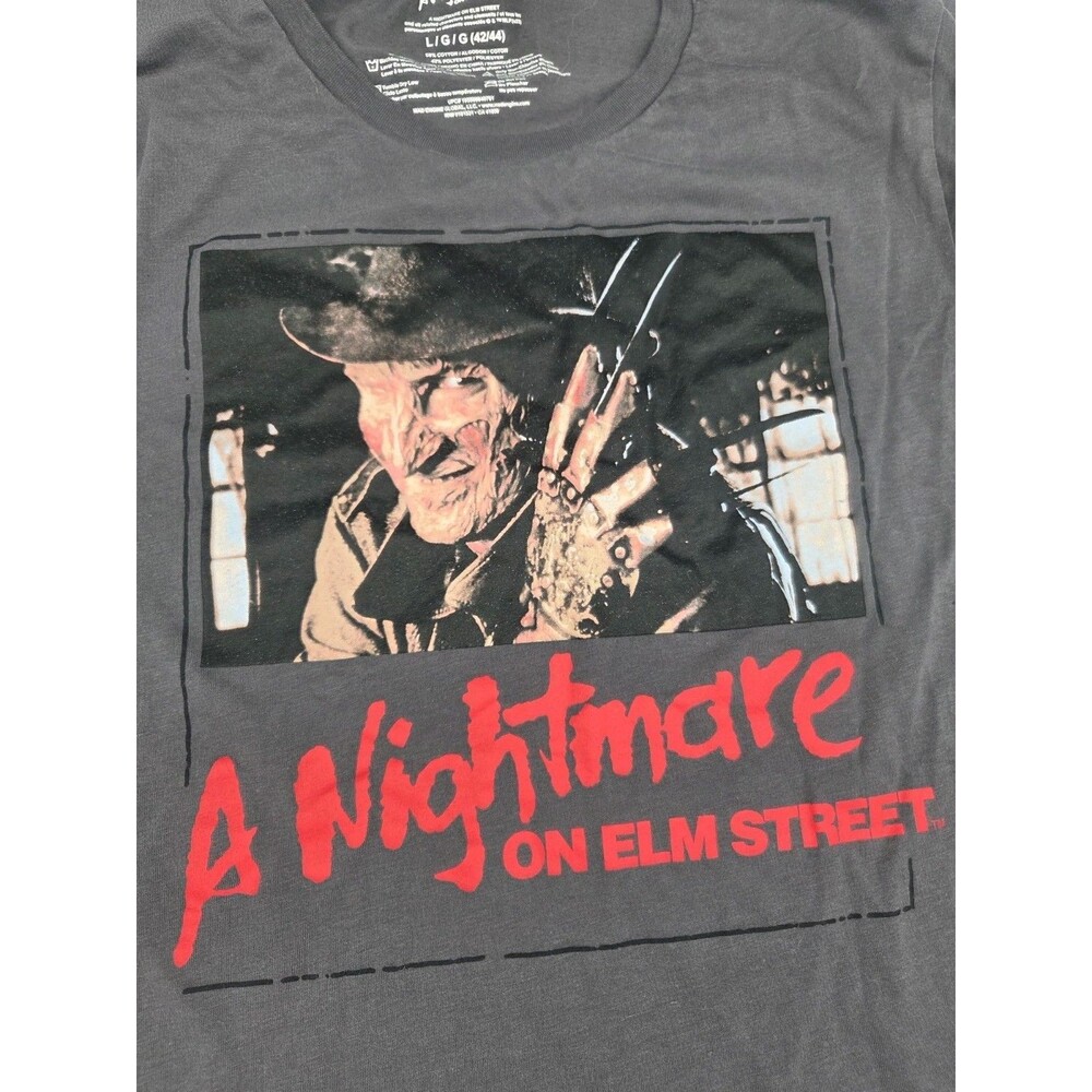 T-shirt A Nightmare on Elm Street Freddy Krueger Mens Gray Shirt Size Large